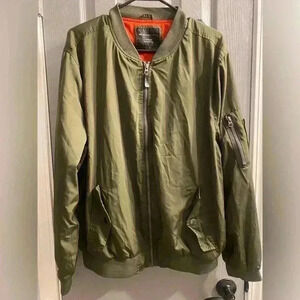 No Boundaries Mens Green Long sleeve Hacket zippered front Men’s size Large